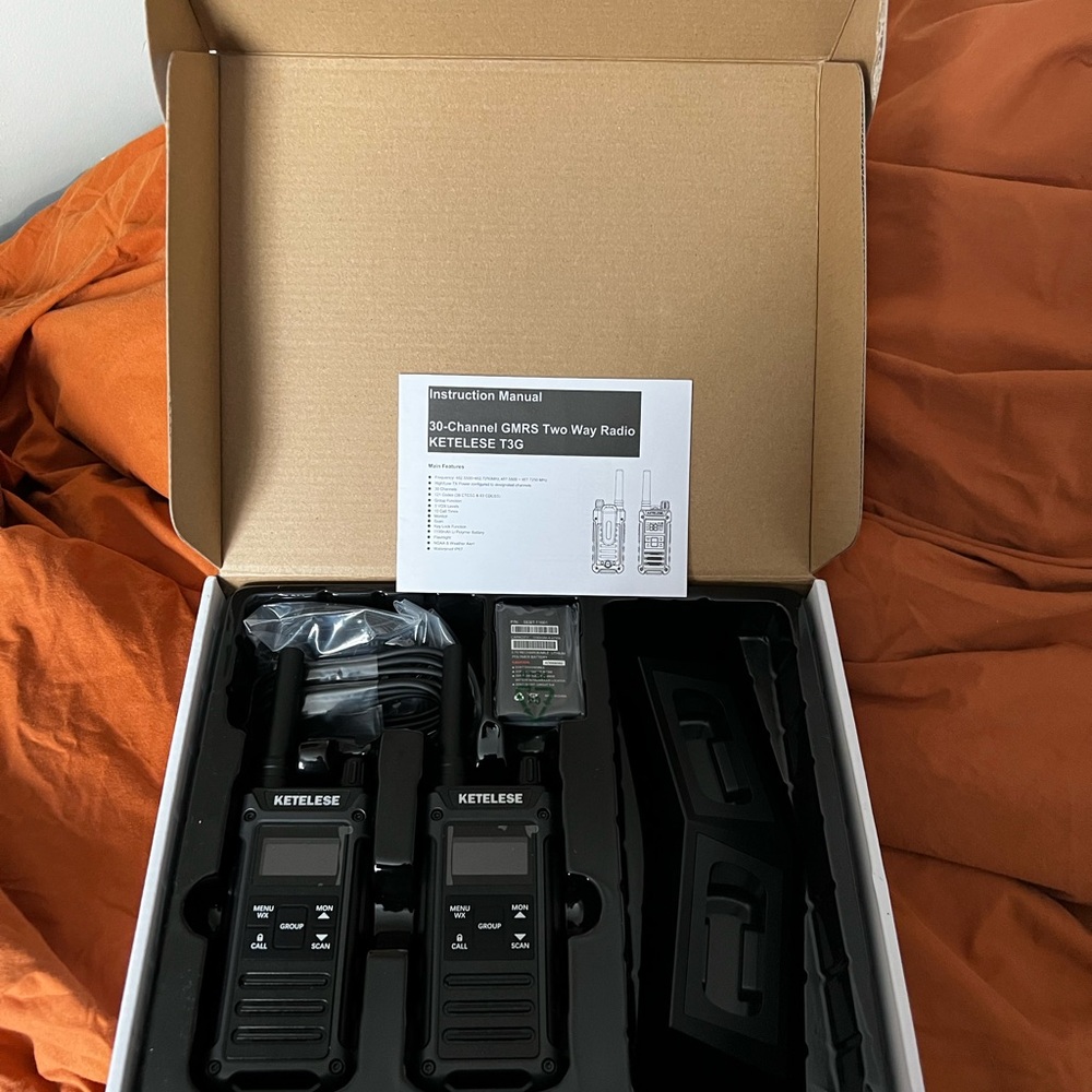 KETELSE Black Two-Way Radio Set